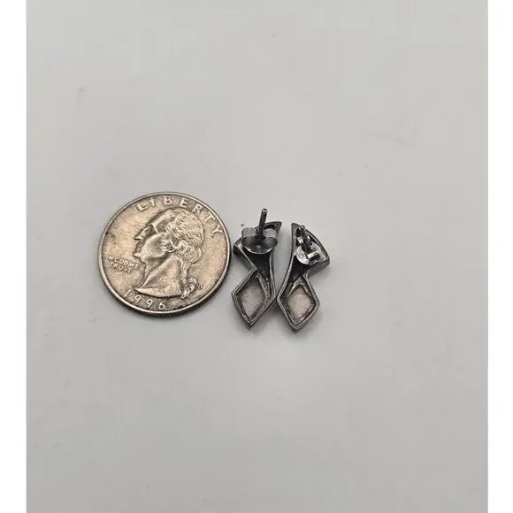 Vintage Sterling Mother of Pearl & Marcasite Earrings - Picture 5 of 5